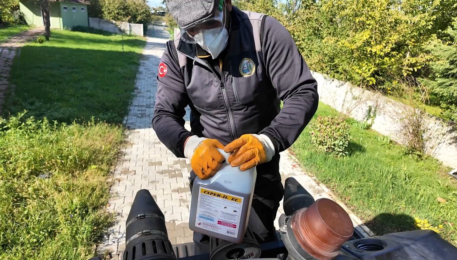 kahverengi kokarca ile mucadele suruyor dvSlTS8L.jpg