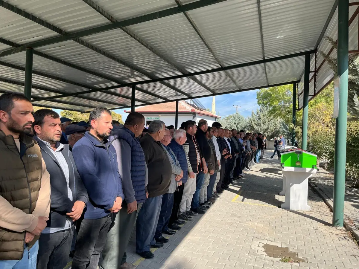 karbonmonoksit zehirlenmesi anne ve ogul topraga verildi wgA4KJPH.jpg