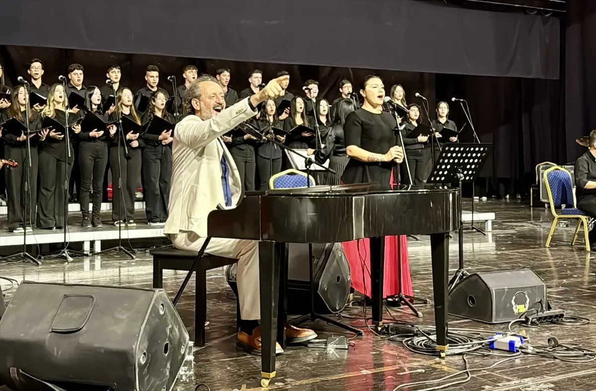 Kırşehir’de ‘Kim Var’ Sanat Etkinliği Düzenlendi kirsehirde kim var sanat etkinligi duzenlendi ltdOmfwR.jpg