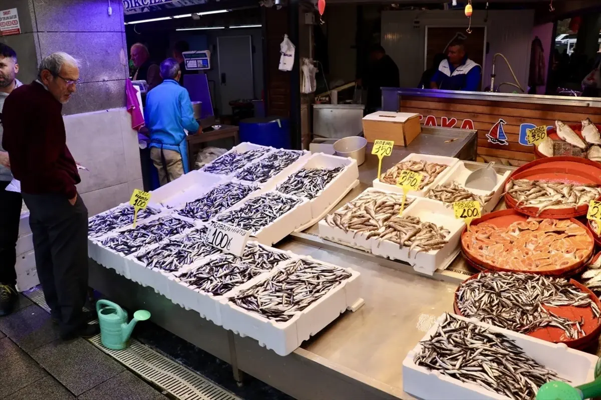 trabzonda hamsi fiyatlari yukseldi SZlQLsUL.jpg