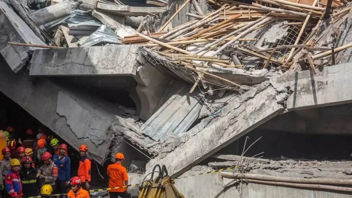 yatili okul coktu 37 ogrenci hayatini kaybetti z8OK8Ird