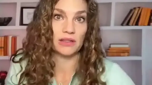 nevsin mengunun imamoglu elestirisi kendi mahallesini ayaga kaldirdi canli yayinda muhalif lincine isyan etti L18E5EY2.webp