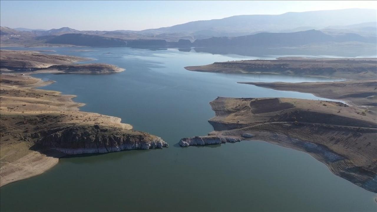 Ankara’yı kuraklık vurdu: Su kontrollü verilecek! Gece yarısı kesintileri başlıyor