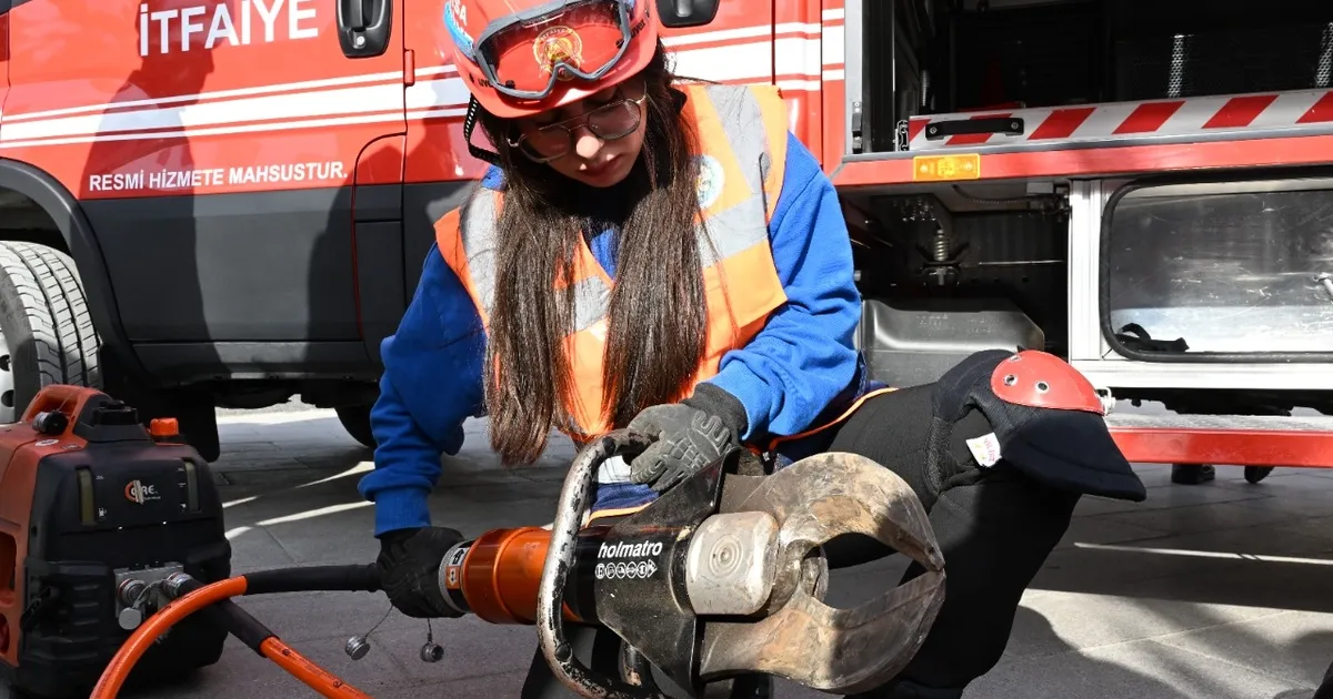 Manisa’da ‘Mahalle Afet Gönülleri Projesi’ başlatıldı