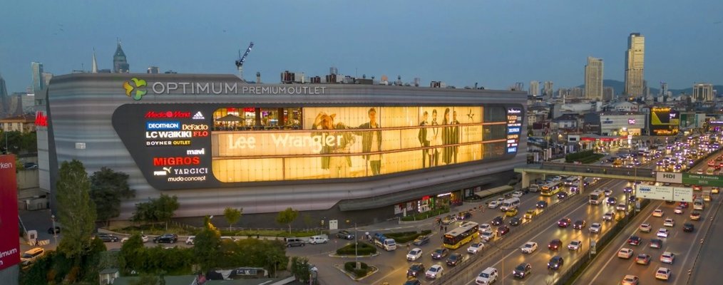 Perakendecilerin outlet'lerde yer kapma yarışı kızıştı